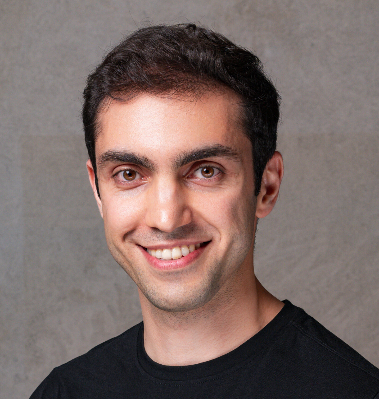 Mohamad Moosavi Headshot