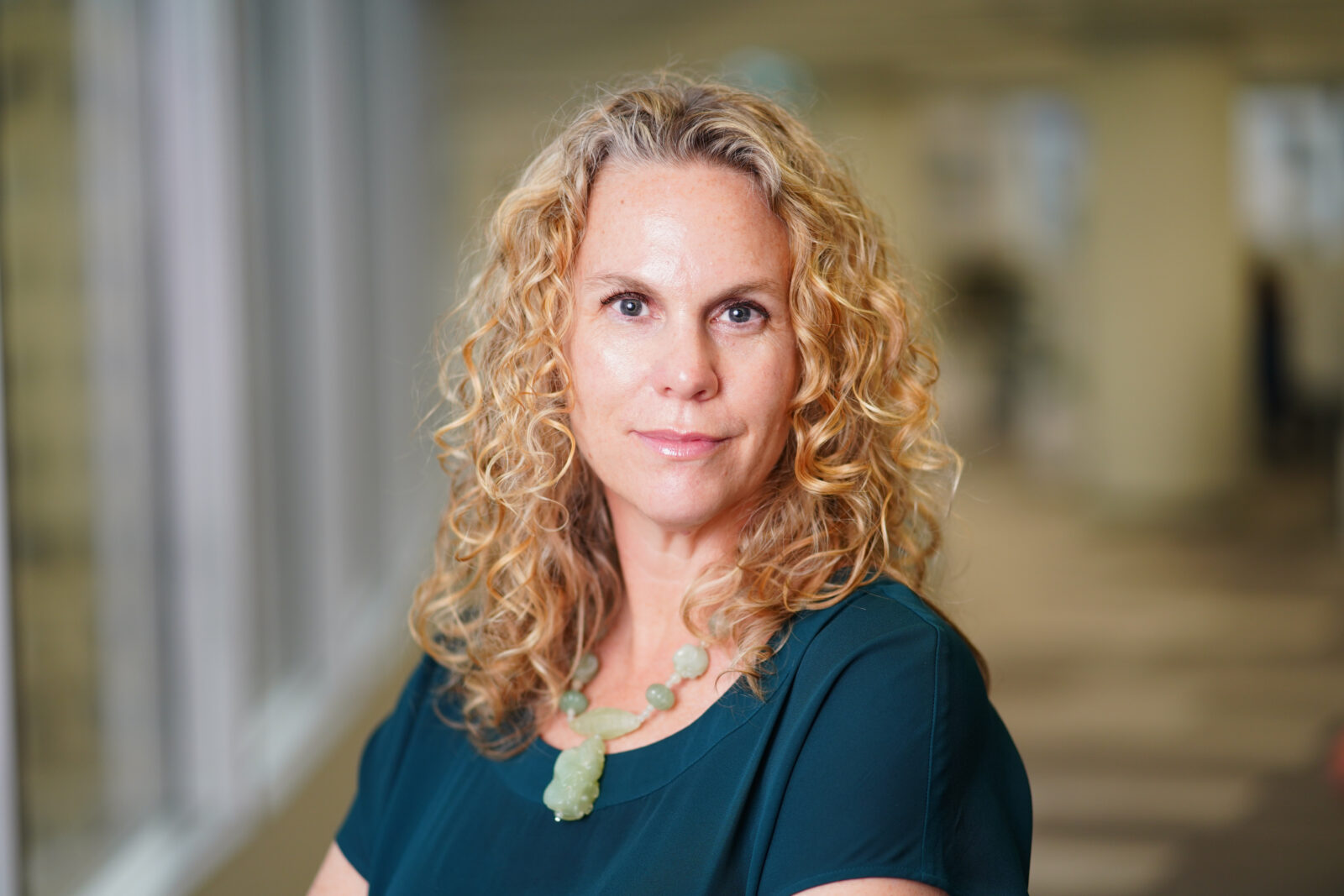 Lisa Strug Headshot